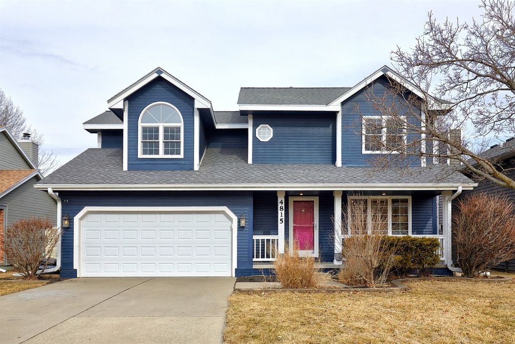 4815 Meadow Valley Drive, West Des Moines, IA 50265