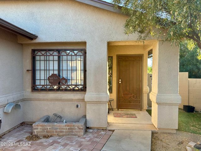 1679 W Sauvignon Drive, Tucson, AZ 85746