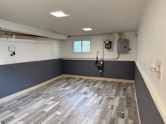 9523 Sayre Avenue, Morton Grove, IL 60053