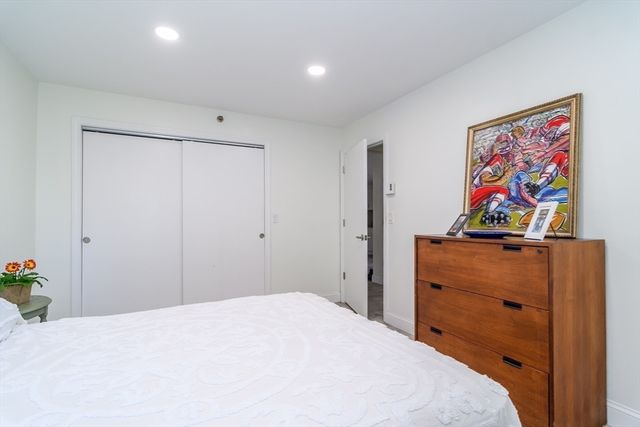 71 Edgeworth St 21, Worcester, MA 01605