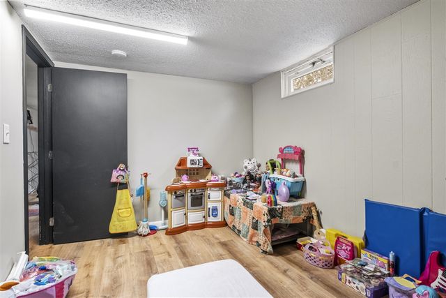 1951 Ridgewood Avenue, Grand Rapids, MI 49506