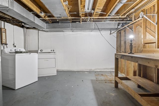 1951 Ridgewood Avenue, Grand Rapids, MI 49506