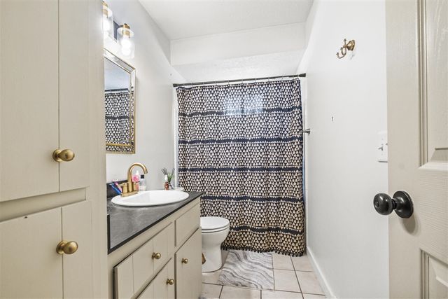 1951 Ridgewood Avenue, Grand Rapids, MI 49506