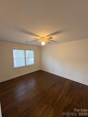 2929 Amity Garden Court, Charlotte, NC 28205