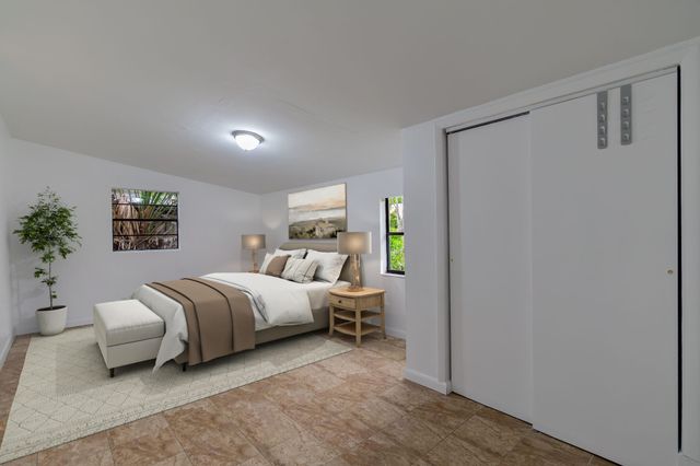 904 SE 16th Street, Stuart, FL 34994