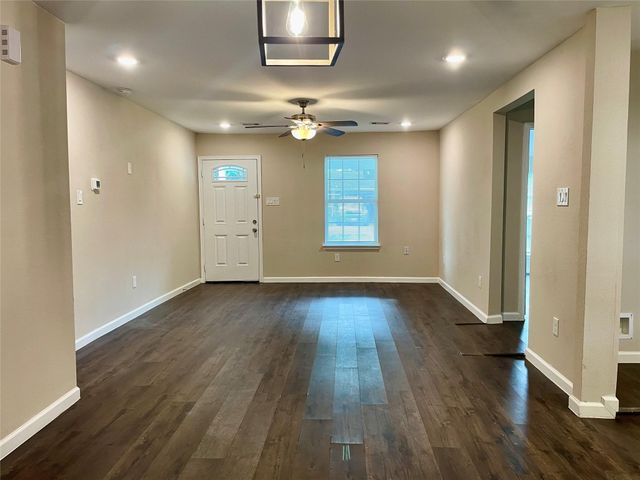 6739 New York Street, Houston, TX 77021