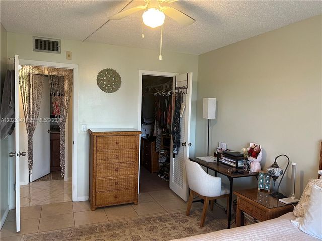 4052 E Harwood E 4052 4052, Deerfield Beach, FL 33442