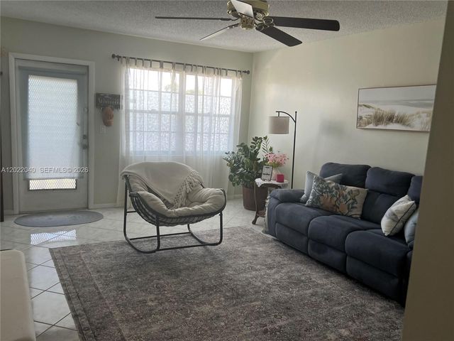 4052 E Harwood E 4052 4052, Deerfield Beach, FL 33442