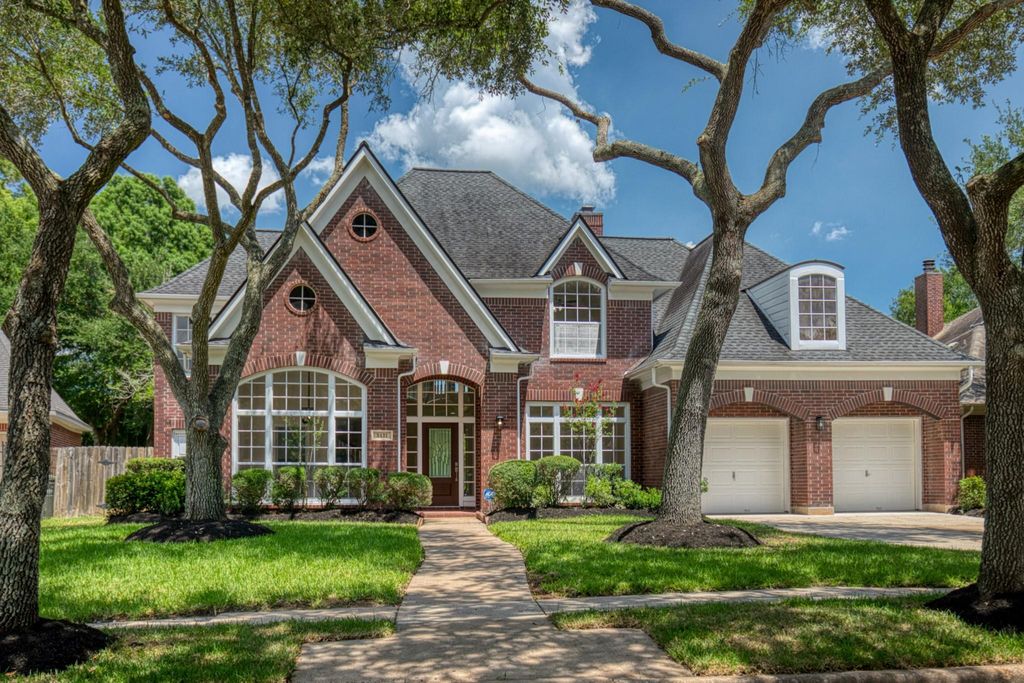 3431 Williams Glen Dr, Sugar Land, TX 77479