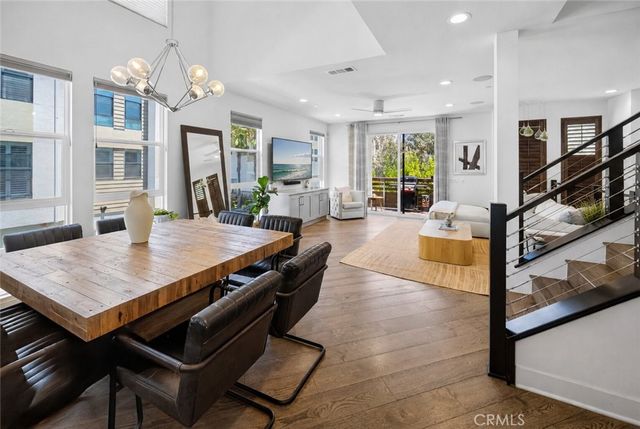 1687 Grand View, Costa Mesa, CA 92627