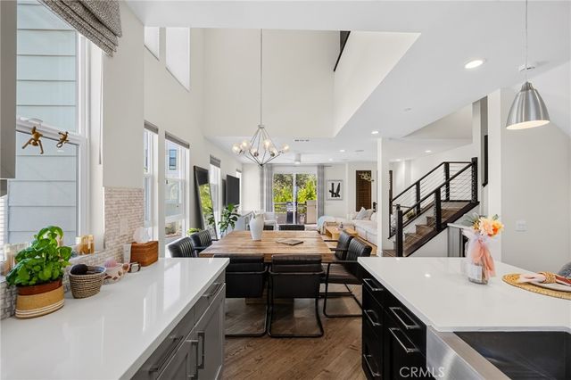 1687 Grand View, Costa Mesa, CA 92627