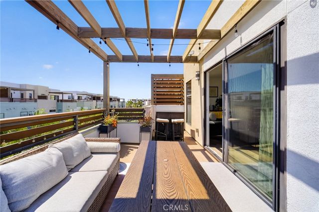 1687 Grand View, Costa Mesa, CA 92627