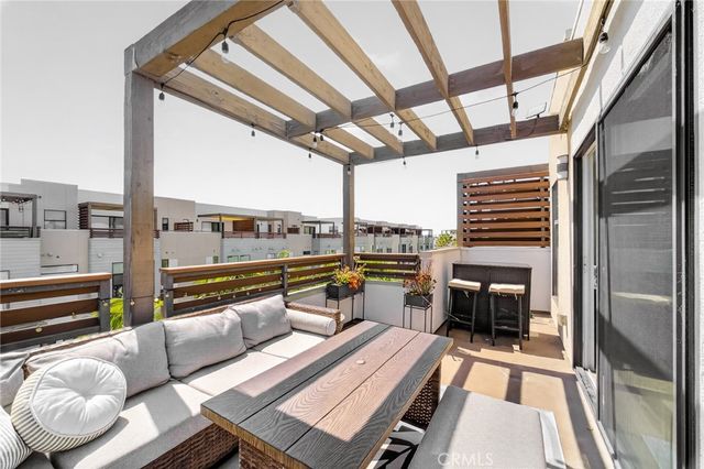 1687 Grand View, Costa Mesa, CA 92627