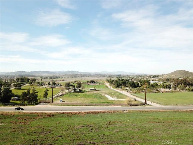 33761 Leon Rd, Winchester, CA 92596