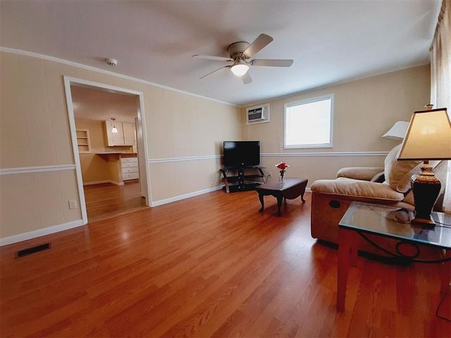 313 S RIDGEWOOD AVENUE, Deland, FL 32720