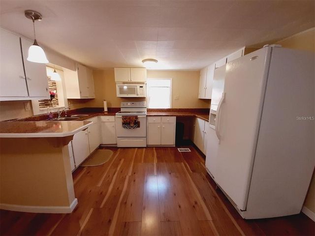 313 S RIDGEWOOD AVENUE, Deland, FL 32720