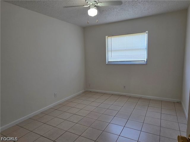 1107 S Loop BLVD, Lehigh Acres, FL 33936