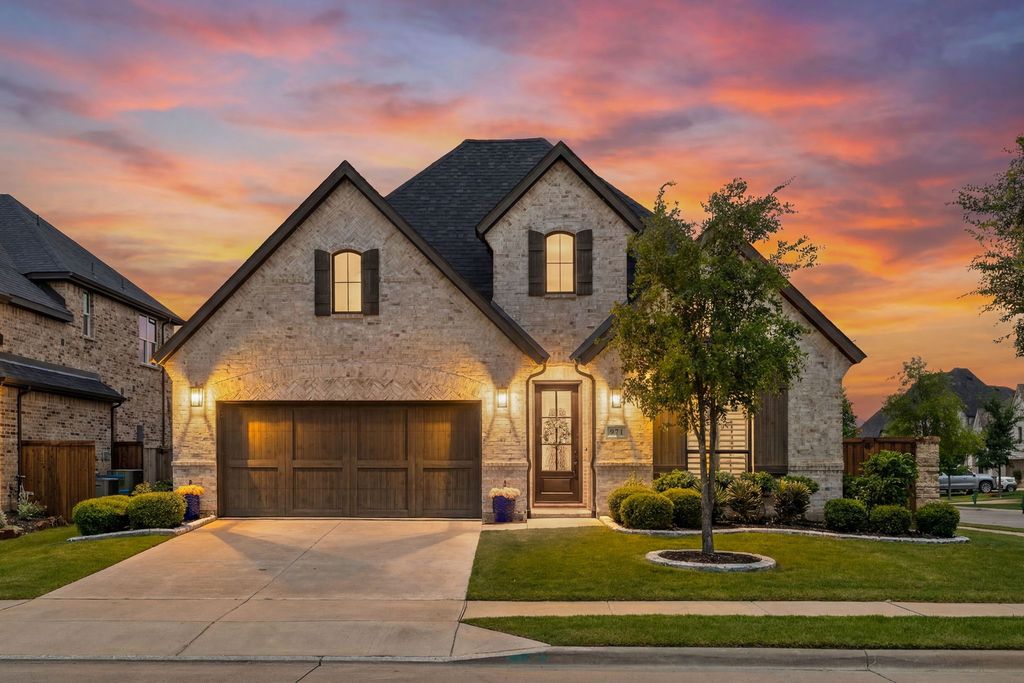 971 Gladewater Drive, Prosper, TX 75078