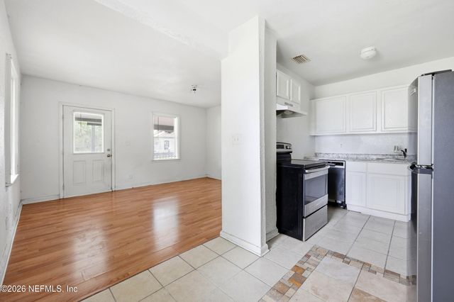 1533 E 12TH Street, Jacksonville, FL 32206