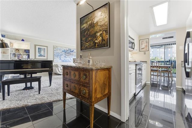 2830 Shore Dr Apt 200, Virginia Beach, VA 23451