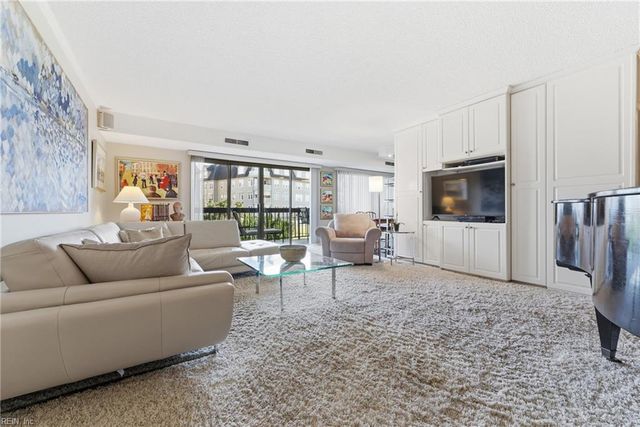 2830 Shore Dr Apt 200, Virginia Beach, VA 23451