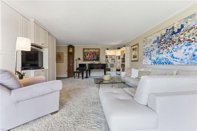 2830 Shore Dr Apt 200, Virginia Beach, VA 23451