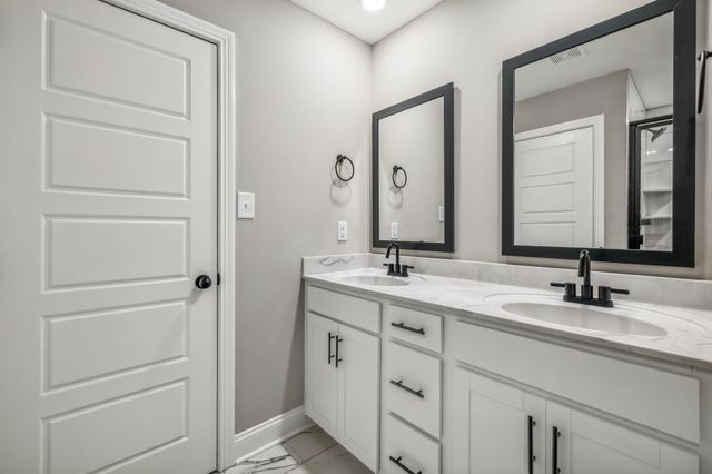 310 Cardinal Creek, Clarksville, TN 37040