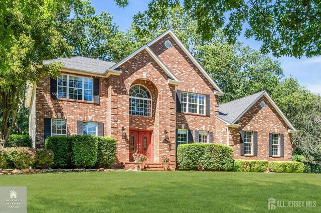 4 Scott Drive, Monroe, NJ 08831