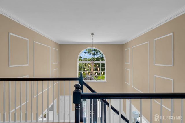4 Scott Drive, Monroe, NJ 08831