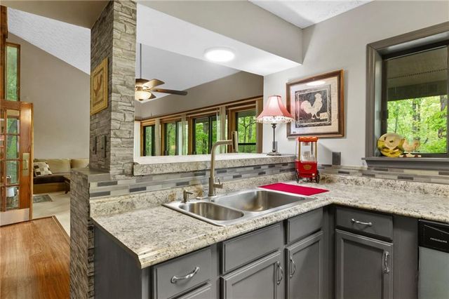 624 Crippled Oak Trail, Jasper, GA 30143