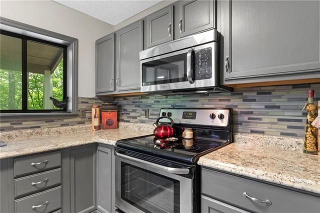 624 Crippled Oak Trail, Jasper, GA 30143