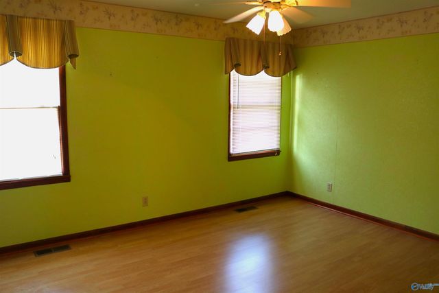 74 3rd Avenue, Grant, AL 35747