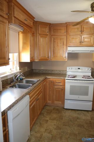 74 3rd Avenue, Grant, AL 35747