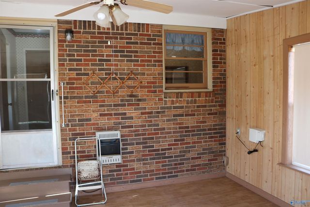 74 3rd Avenue, Grant, AL 35747