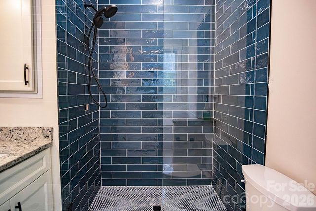 10 McMurray Lane, Black Mountain, NC 28711