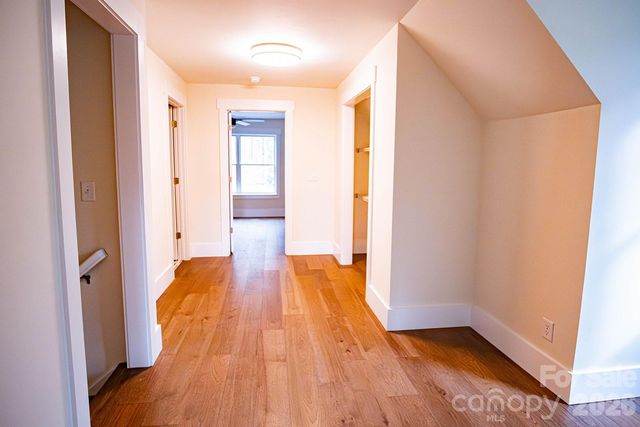 10 McMurray Lane, Black Mountain, NC 28711