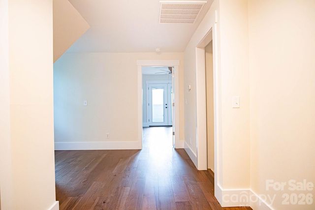 10 McMurray Lane, Black Mountain, NC 28711