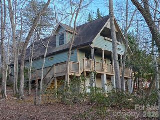 10 McMurray Lane, Black Mountain, NC 28711