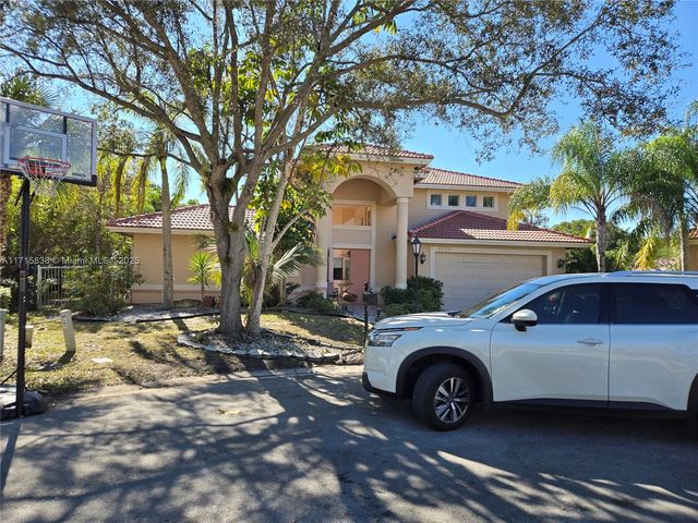 4956 Rothschild Dr, Coral Springs, FL 33067