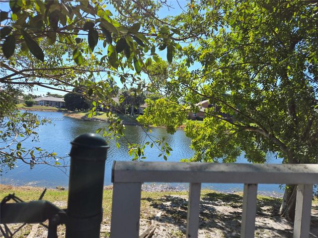 4956 Rothschild Dr, Coral Springs, FL 33067