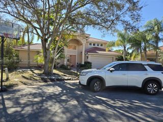 4956 Rothschild Dr, Coral Springs, FL 33067
