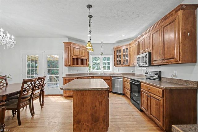 106 Bronze CT, Williamsburg, VA 23185