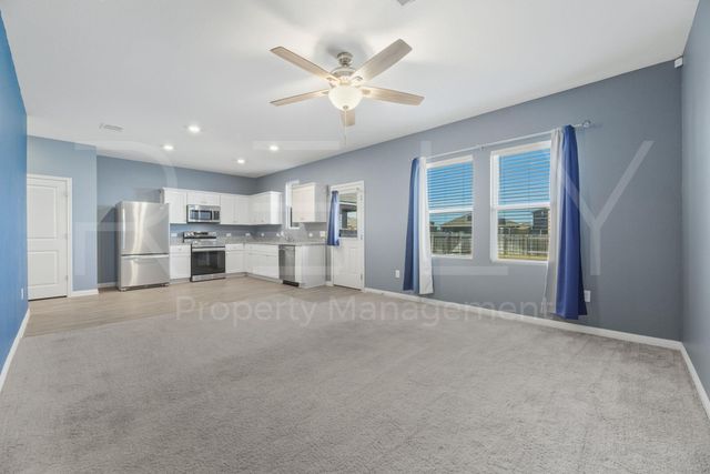 220 Wonderful Life WAY, Jarrell, TX 76537