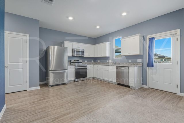 220 Wonderful Life WAY, Jarrell, TX 76537