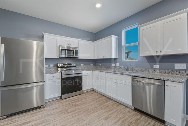 220 Wonderful Life WAY, Jarrell, TX 76537