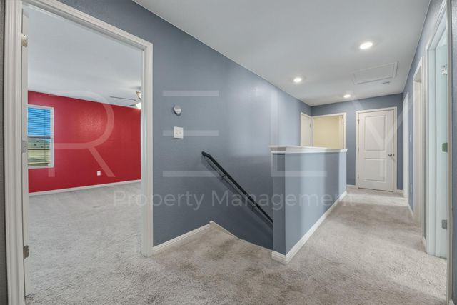 220 Wonderful Life WAY, Jarrell, TX 76537