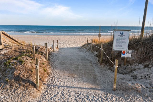 2015 N Shore Drive B, Surf City, NC 28445