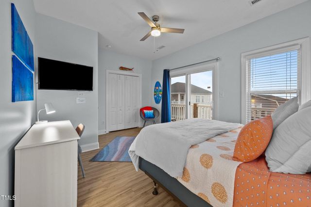 2015 N Shore Drive B, Surf City, NC 28445