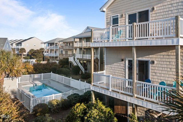 2015 N Shore Drive B, Surf City, NC 28445