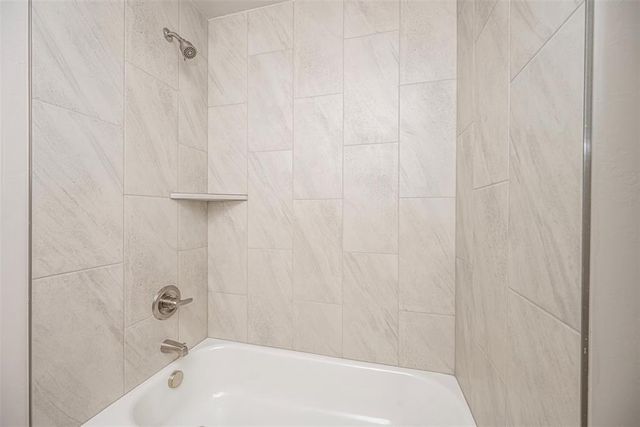 1948 W Crossbow Way, Mustang, OK 73064